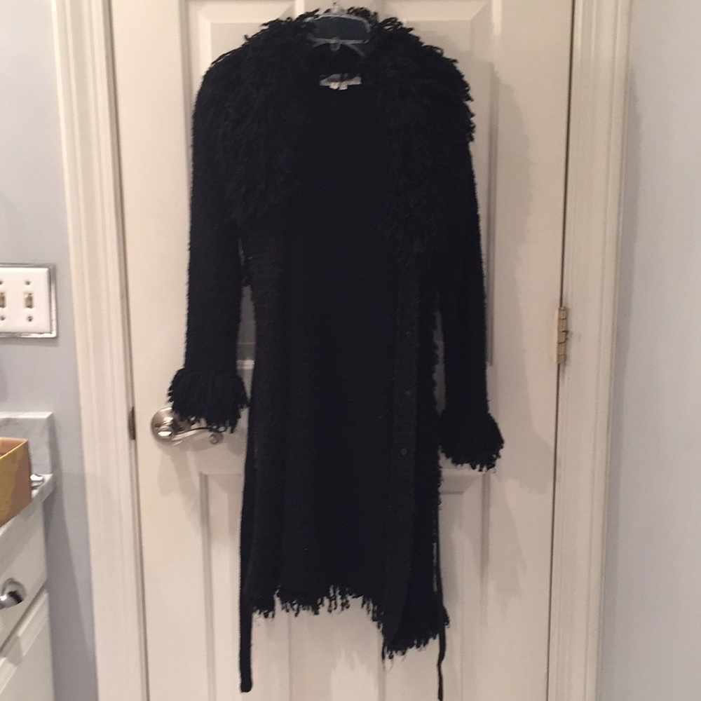 〰Black Ruffled Cardigan〰